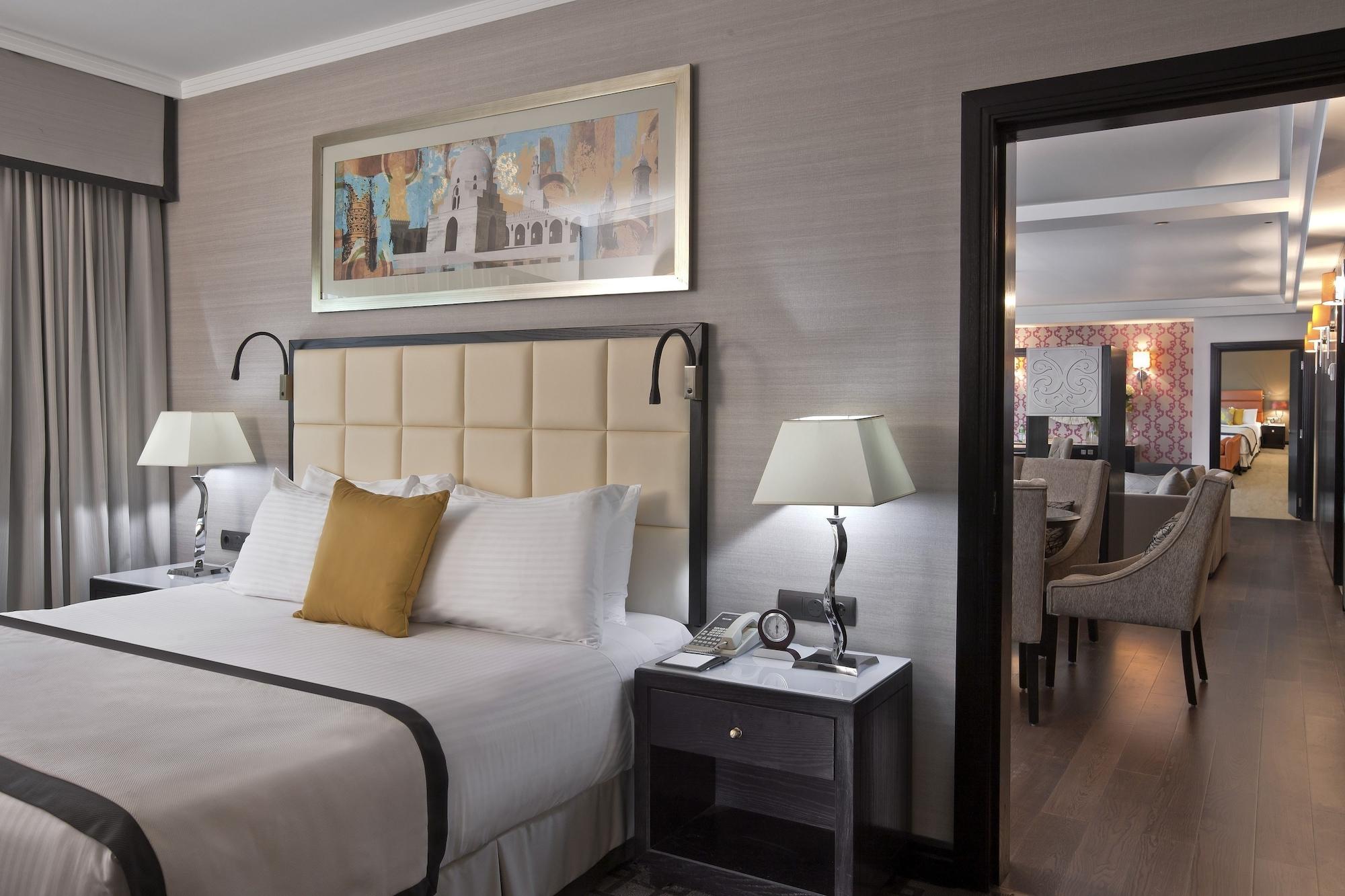 Hilton Cairo Heliopolis Hotel מראה חיצוני תמונה Suite