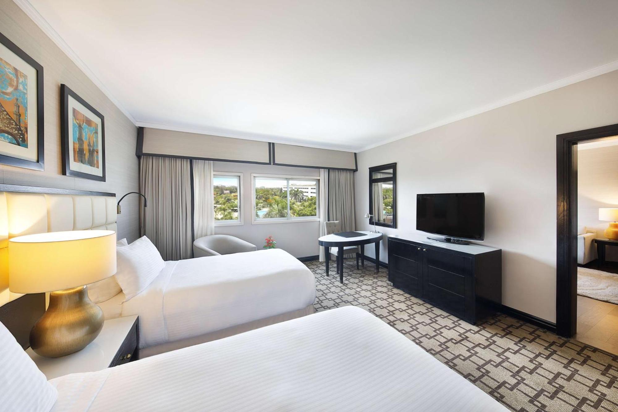 Hilton Cairo Heliopolis Hotel מראה חיצוני תמונה