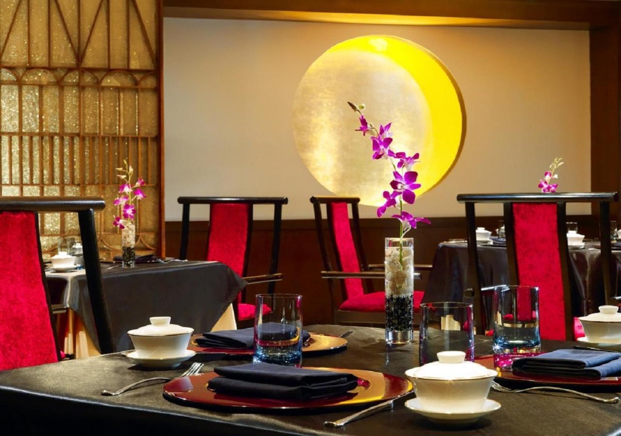 Hilton Cairo Heliopolis Hotel מראה חיצוני תמונה The interior of the restaurant