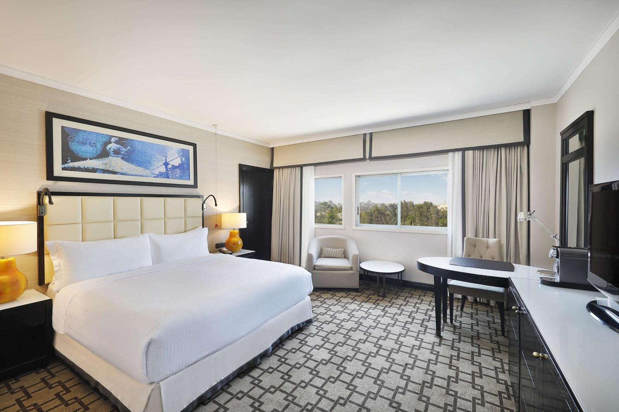 Hilton Cairo Heliopolis Hotel מראה חיצוני תמונה